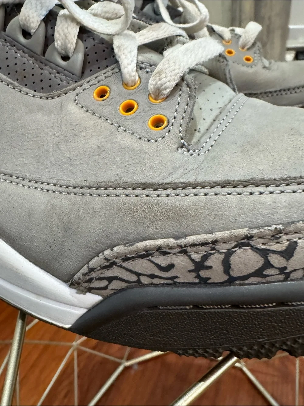 Air Jordan 3 Retro Cool Grey Elephant Print size 10